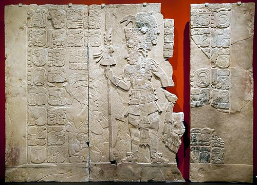 Tablero de los Guerreros. Templo XVII.