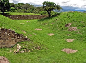Juego de Pelota (Chico)